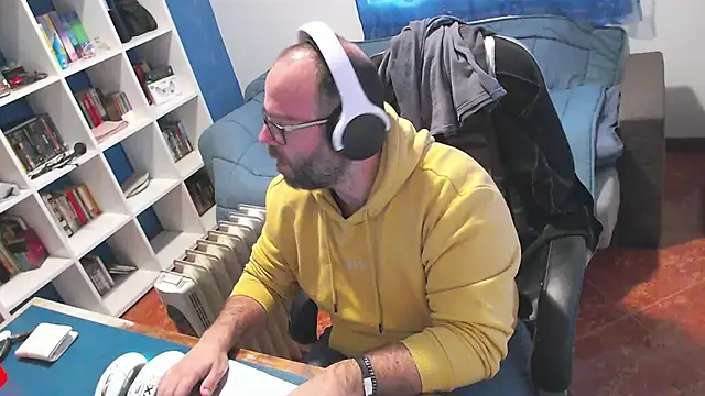 ravingr4d4 online show from 19, 1, 2026