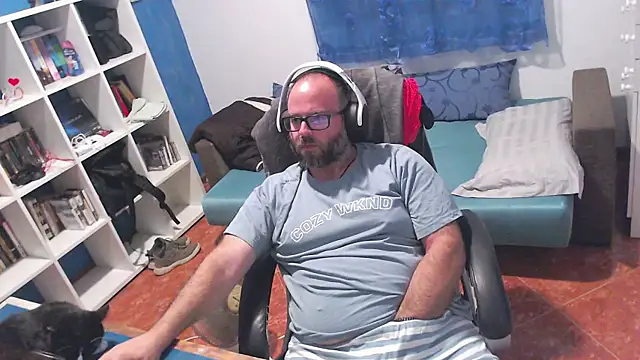 ravingr4d4 online show from 20, 7, 2026