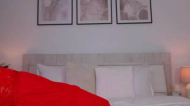 LilyRoselyn online show from 3, 3, 2025