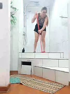 Daniela77771 online show from 5, 2, 2025