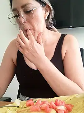 Daniela77771 online show from 9, 1, 2026