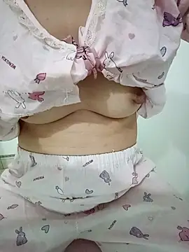 SweetGirl2k2 online show from 6, 11, 2025