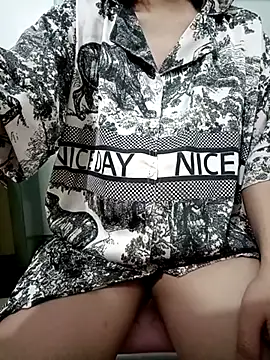 SweetGirl2k2 online show from 25, 3, 2026