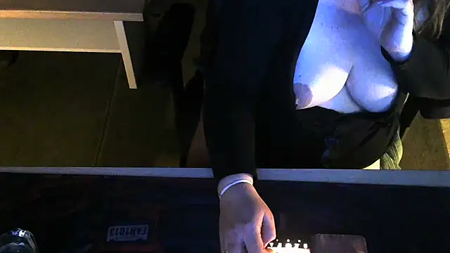 Silvia2277 online show from 7, 3, 2026