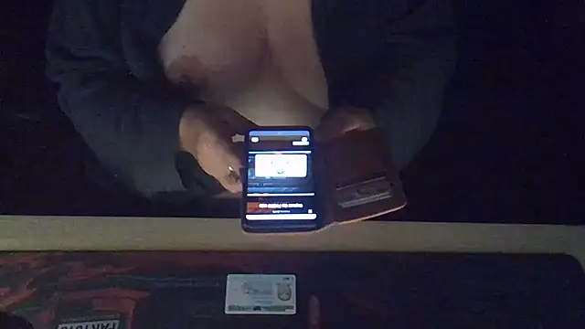 Snapshot of Silvia2277 chatting on 24, 10, 2025 Silvia2277 online show from 24, 10, 2025