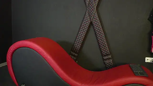 CelineConner online show from 6, 3, 2026