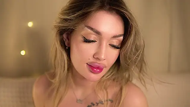 AnnyBangs online show from 7, 2, 2025