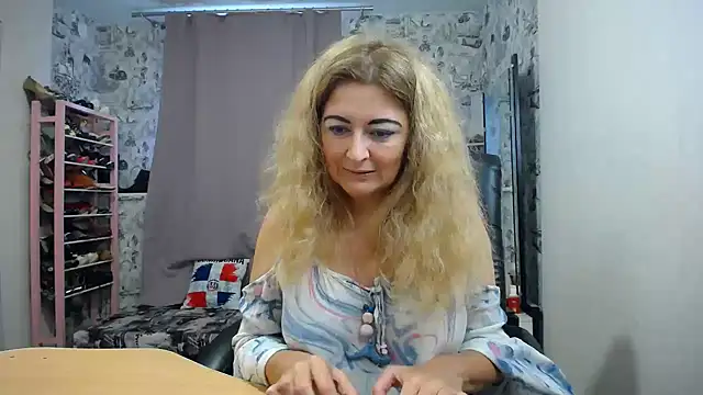 Helen1974 online show from 15, 10, 2025