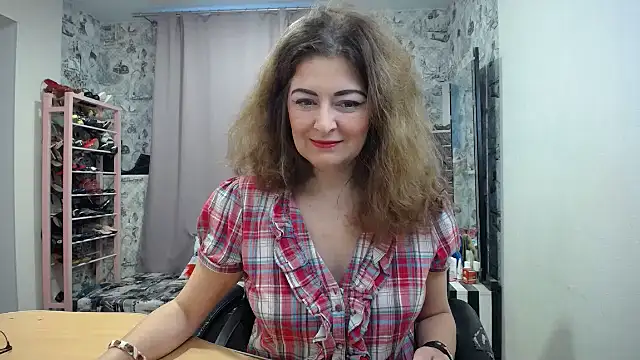 Snapshot of Helen1974 chatting on 7, 4, 2026 Helen1974 online show from 7, 4, 2026