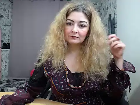 Helen1974 online show from 11, 3, 2025