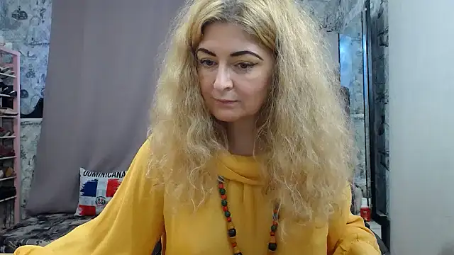 Helen1974 online show from 7, 10, 2025