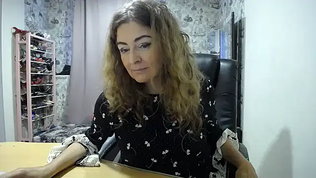Helen1974 online show from 6, 6, 2026