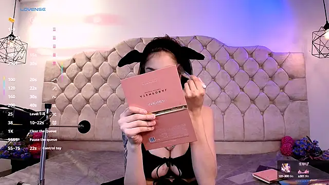 bellablack27 online show from 13, 2, 2025