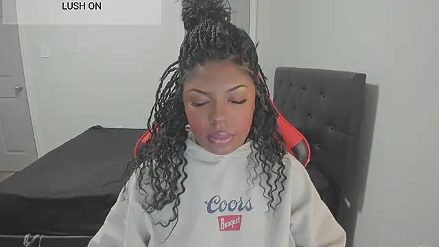 Snapshot of demi_xoxo chatting on 21, 7, 2026 demi xoxo online show from 21, 7, 2026