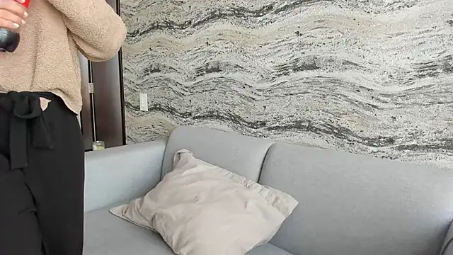 Snapshot of Sophi__a chatting on 17, 11, 2025 Sophi a online show from 17, 11, 2025