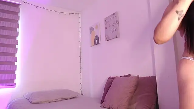 Megan FE online show from 22, 4, 2026