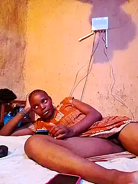 cute naimah online show from 30, 11, 2025