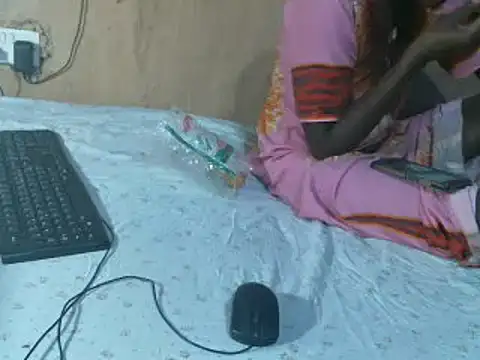 cute naimah online show from 13, 3, 2025