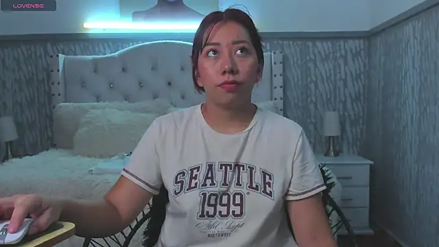 sexylaurita online show from 21, 4, 2026