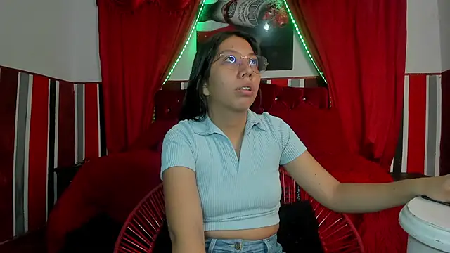 sexylaurita online show from 12, 2, 2025