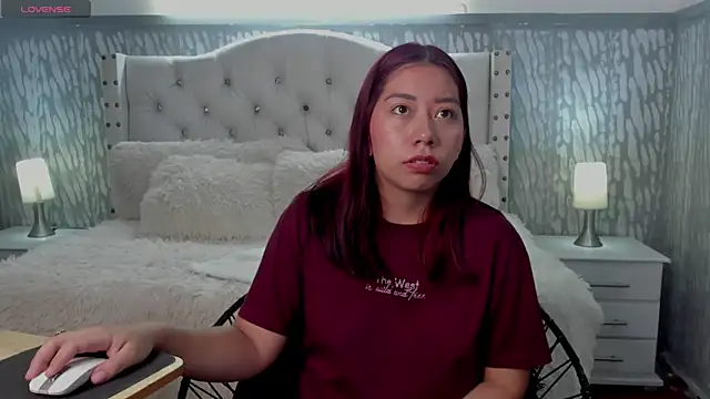 Snapshot of sexylaurita chatting on 28, 4, 2026 sexylaurita online show from 28, 4, 2026