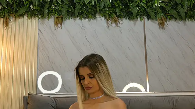 MiaCharm online show from 9, 2, 2026