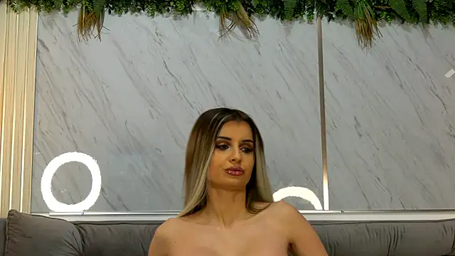 MiaCharm online show from 24, 2, 2026