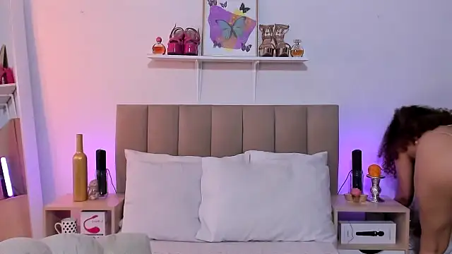 Zoe Gruber online show from 21, 12, 2025