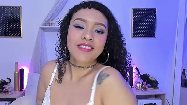 Zoe Gruber online show from 5, 10, 2025
