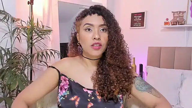 Zoe Gruber online show from 21, 11, 2025