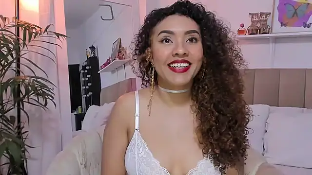 Zoe Gruber online show from 22, 11, 2025