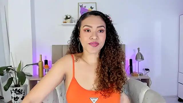 Zoe Gruber online show from 3, 2, 2026