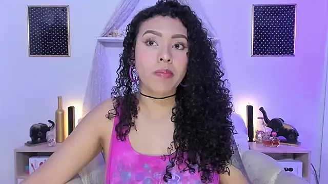 Zoe Gruber online show from 4, 10, 2025