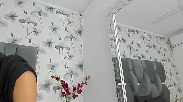 Ehotloveaxxx online show from 4, 11, 2025