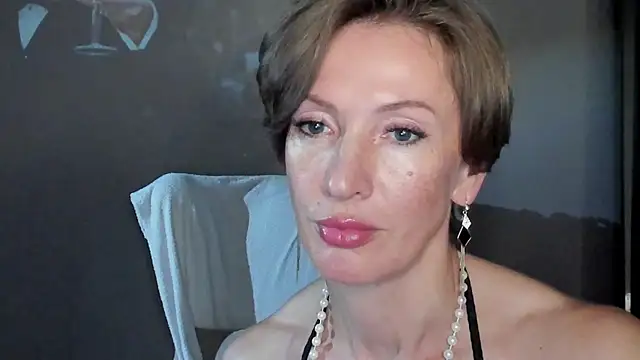 Dorothy Meyer online show from 6, 7, 2026
