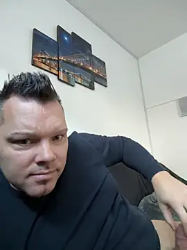 Snapshot of Bastilein1985 chatting on 27, 10, 2025 Bastilein1985 online show from 27, 10, 2025