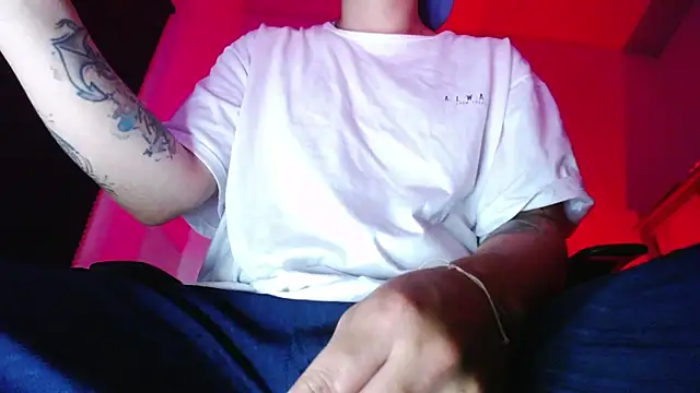 zacwatson  online show from 22, 11, 2025