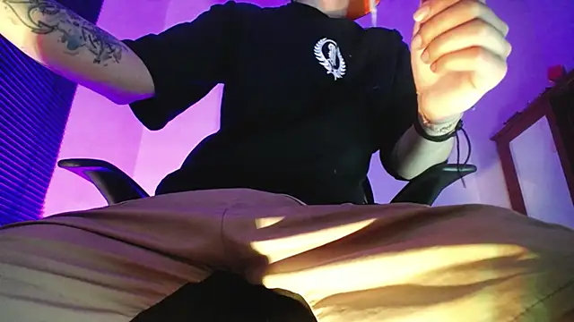 zacwatson  online show from 11, 3, 2026