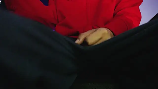 zacwatson  online show from 9, 4, 2026