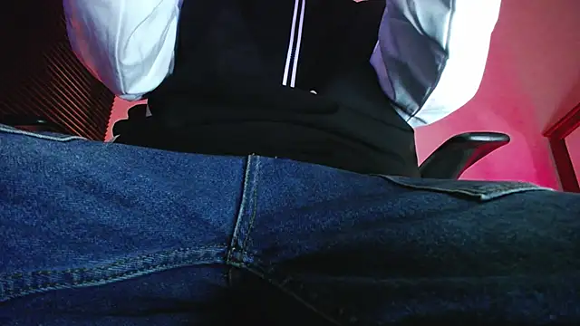 zacwatson  online show from 6, 2, 2026