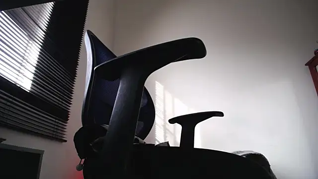 zacwatson  online show from 7, 4, 2026