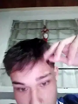 Snapshot of cristof_2000 chatting on 2, 12, 2024 cristof 2000 online show from 2, 12, 2024