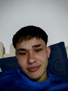 Snapshot of cristof_2000 chatting on 24, 3, 2026 cristof 2000 online show from 24, 3, 2026