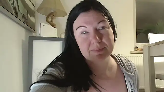 p6w official online show from 11, 11, 2025