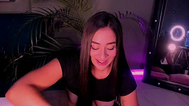 Snapshot of Sussy_Bell01 chatting on 23, 2, 2025 Sussy Bell01 online show from 23, 2, 2025