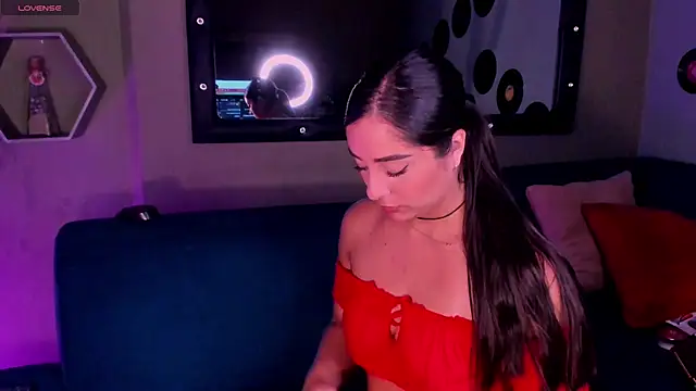 Snapshot of Sussy_Bell01 chatting on 13, 2, 2025 Sussy Bell01 online show from 13, 2, 2025