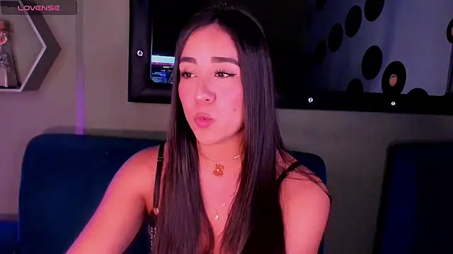 Snapshot of Sussy_Bell01 chatting on 31, 1, 2025 Sussy Bell01 online show from 31, 1, 2025