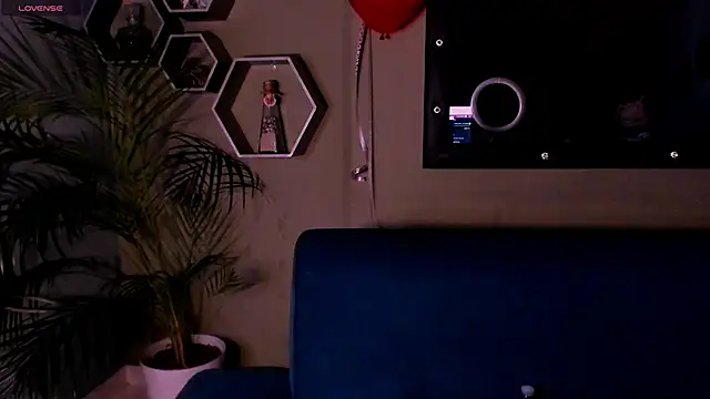 Snapshot of Sussy_Bell01 chatting on 18, 2, 2025 Sussy Bell01 online show from 18, 2, 2025