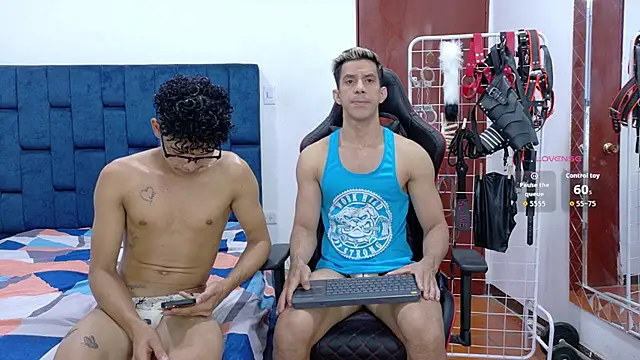 JoseRumbero26 online show from 2, 12, 2025