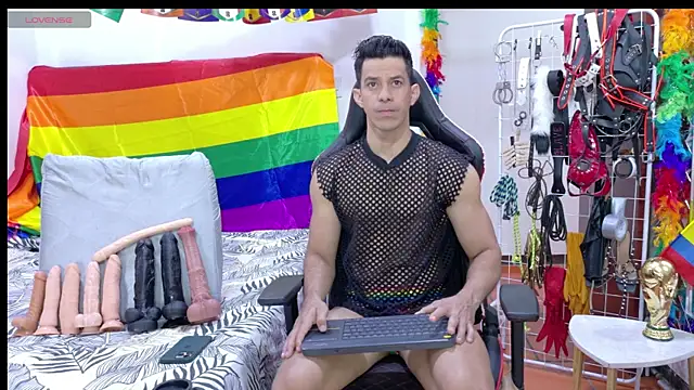 JoseRumbero26 online show from 25, 6, 2026